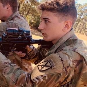 Meet your Posher, Anthony